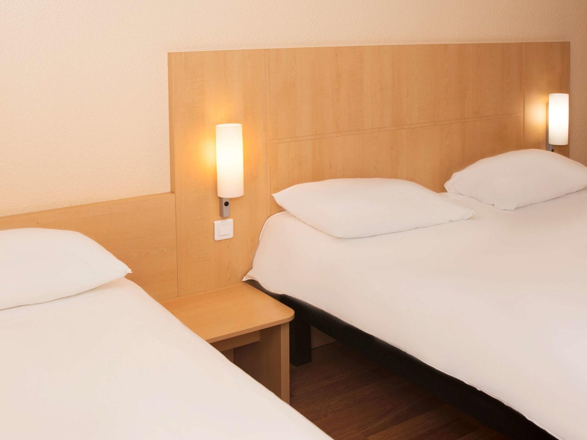 מלון Ibis Saint Quentin Basilique מראה חיצוני תמונה