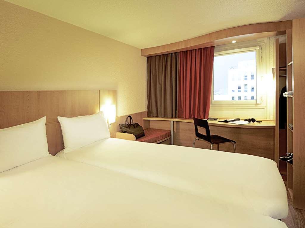 מלון Ibis Saint Quentin Basilique חדר תמונה