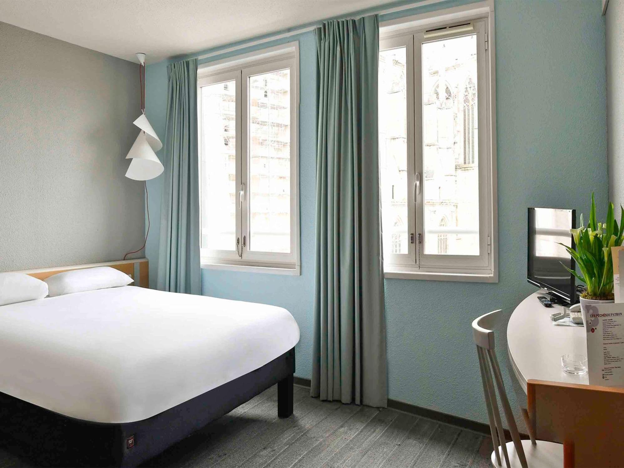 מלון Ibis Saint Quentin Basilique מראה חיצוני תמונה